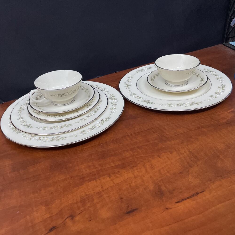 Vtg Dish Set Of 8 Pieces Brookdale By Lenox H500